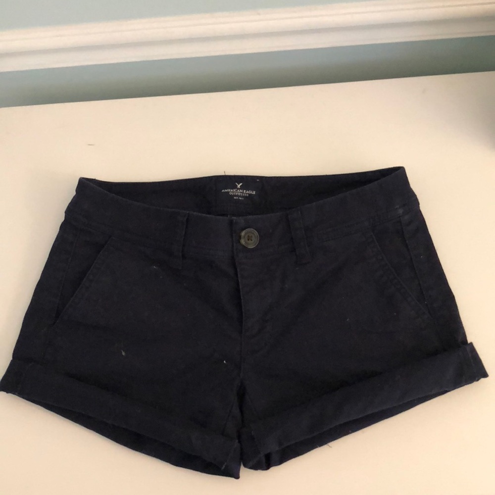 Navy blue American eagle midi shorts/ women’s 00